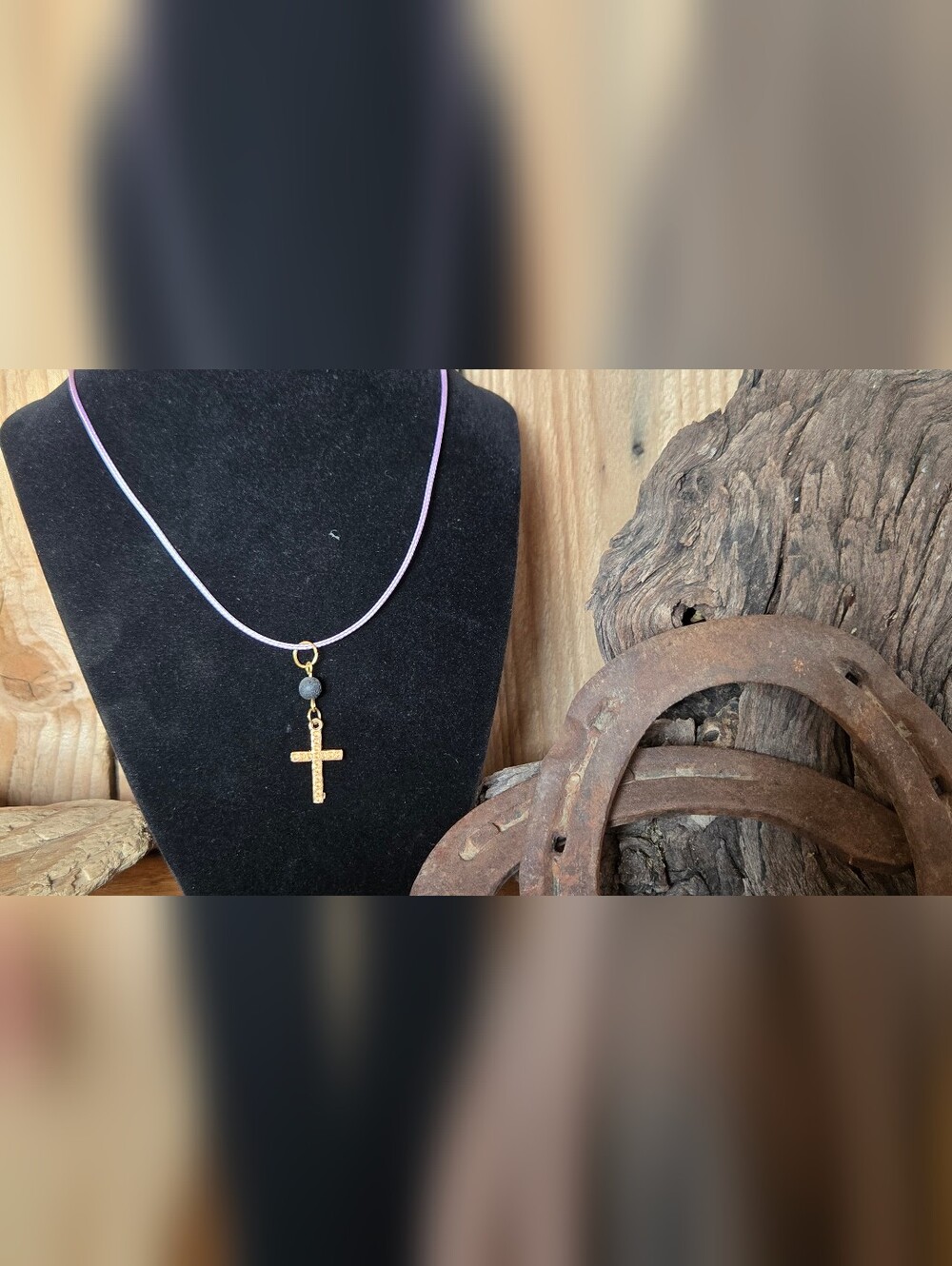 Country Gypsy Lavender Cross Aromatherapy Necklace